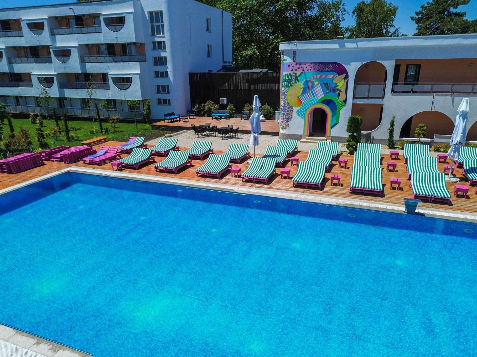 Ibis Styles Venus Hotel Exterior foto