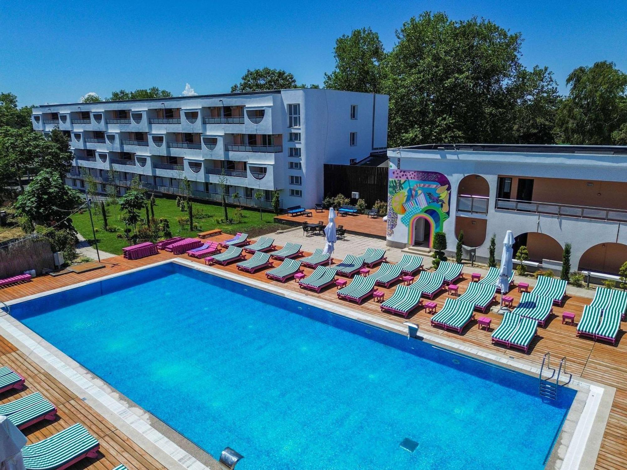 Ibis Styles Venus Hotel Exterior foto